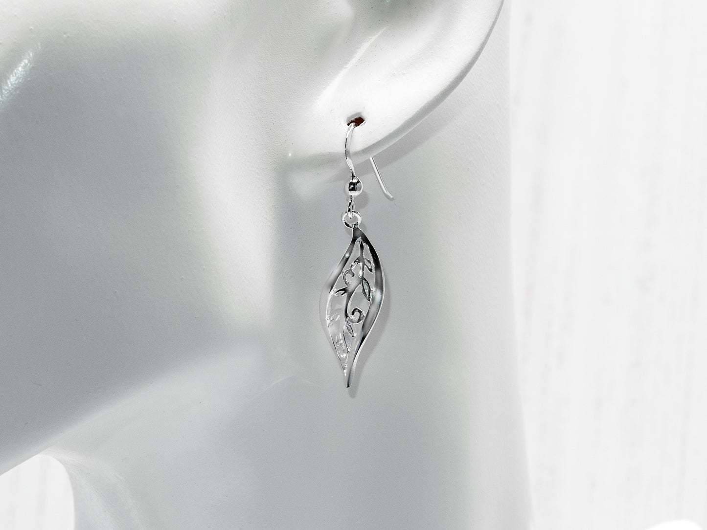 Sterling Silver Filigree Leaf Earrings